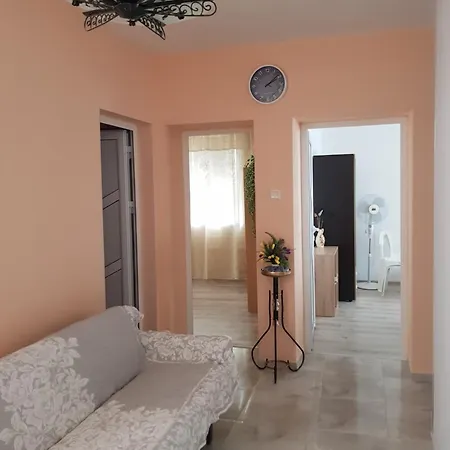 Apartament Megi *
